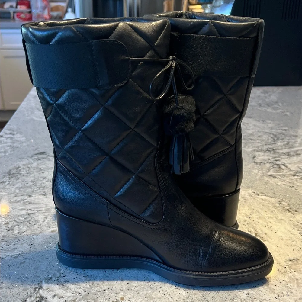 NEW Aquatalia Caliana Waterproof Quilted Leather Wedge Boots Size 9